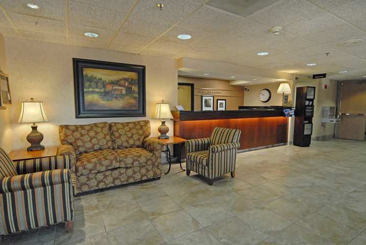 Hampton Inn Des Moines-Airport Екстер'єр фото