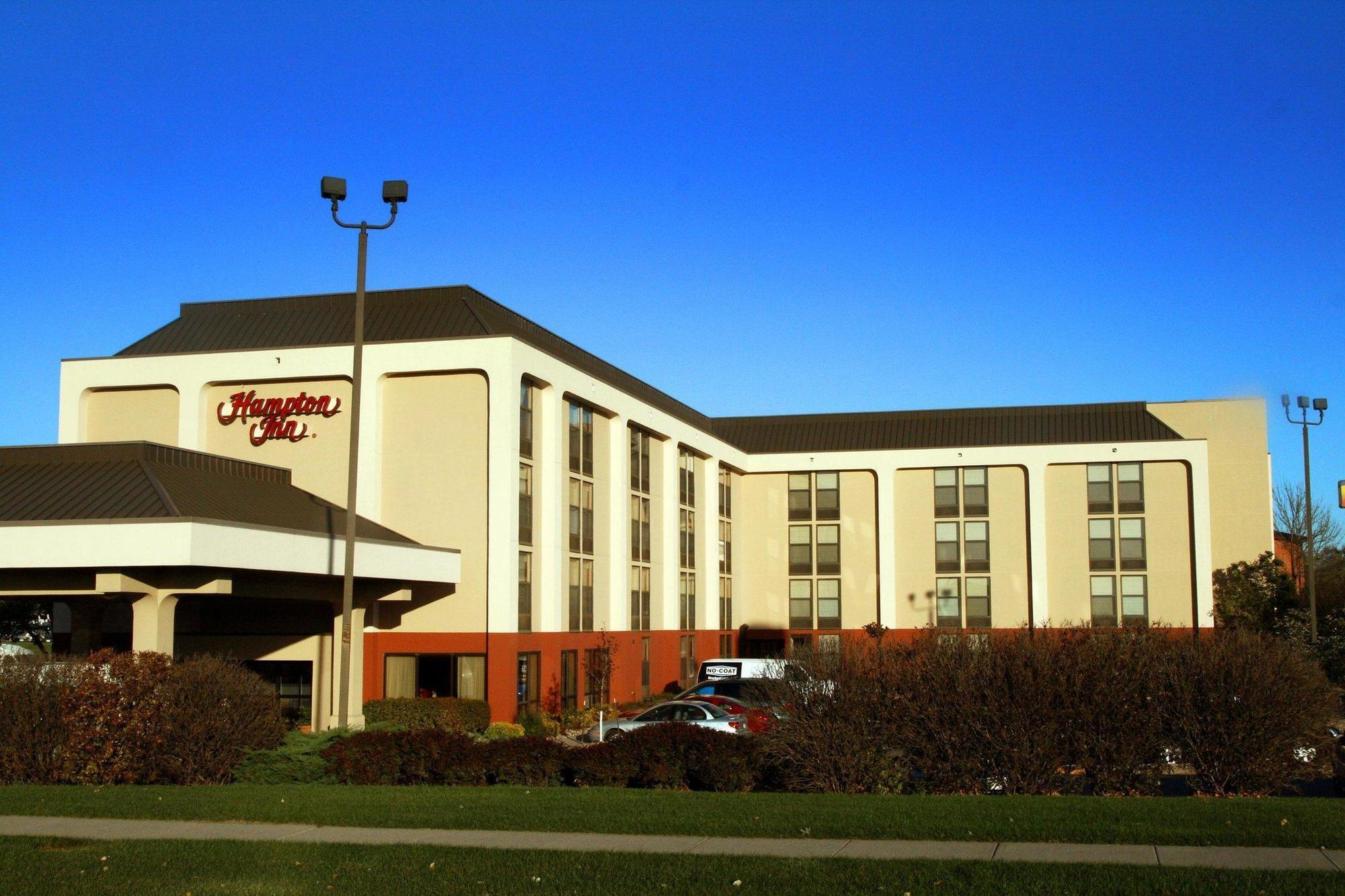 Hampton Inn Des Moines-Airport Екстер'єр фото